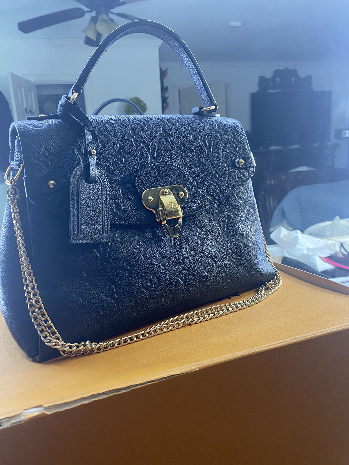 Louis Vuitton for Sale in Spring, TX - OfferUp