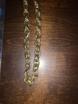 Vintage costume jewelry chunky gold chain
