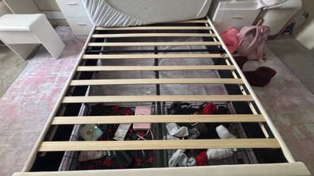 Full bed frame