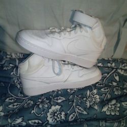 Never Used Nikes Size 6.5 Youth