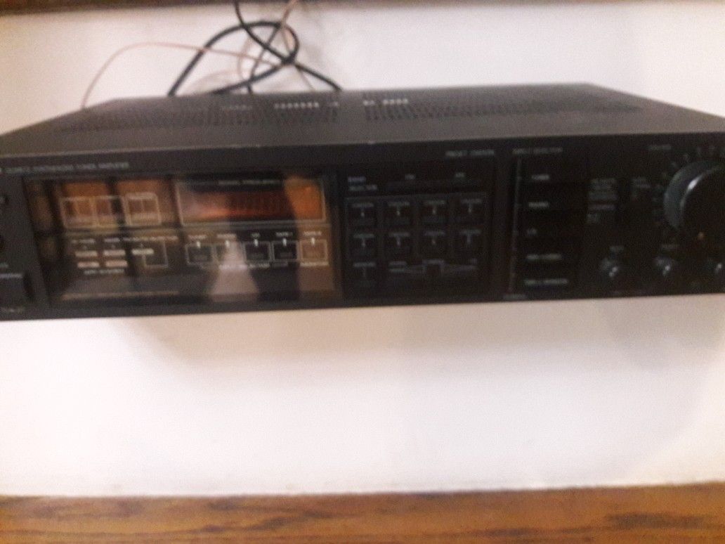 Onkyo receiver 100 watt