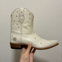 Ranch Road Presidio Short Western Boots White Star Cutout Leather Size 9.5