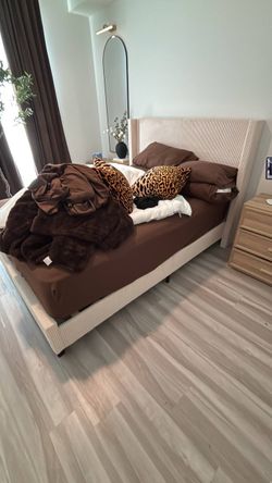Upholstered Bed Frame with Headboard