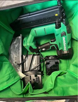 Metabo HPT MultiVolt 2 in 18 Gauge Cordless Straight Brad Nailer