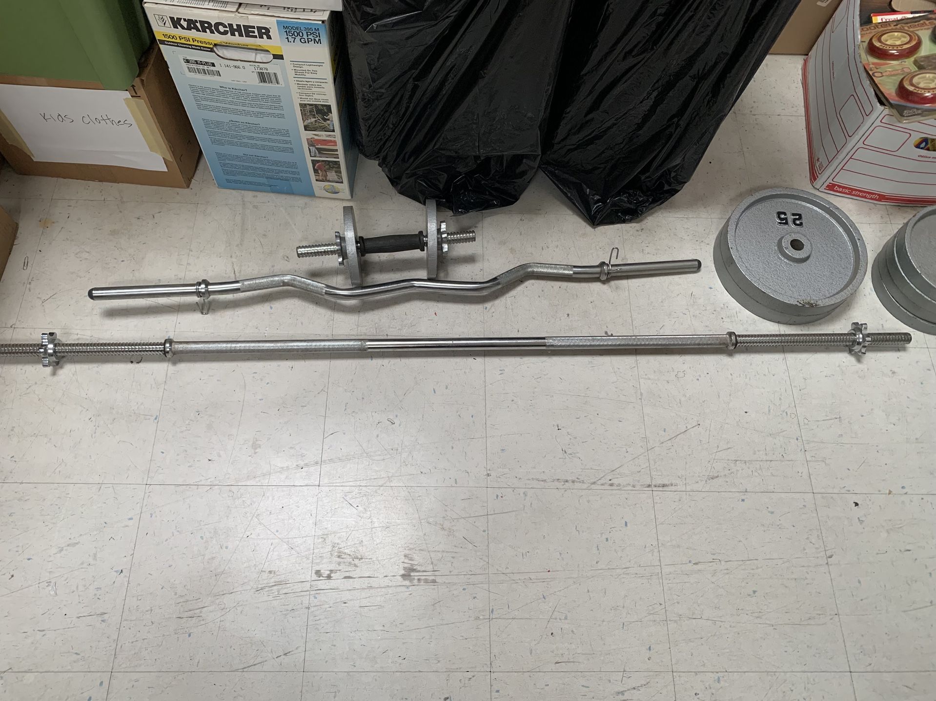 (Used) Bench Bar, Curling bar, Curling (small) Plus Weights