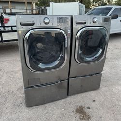 LG WASHER AND DRYER