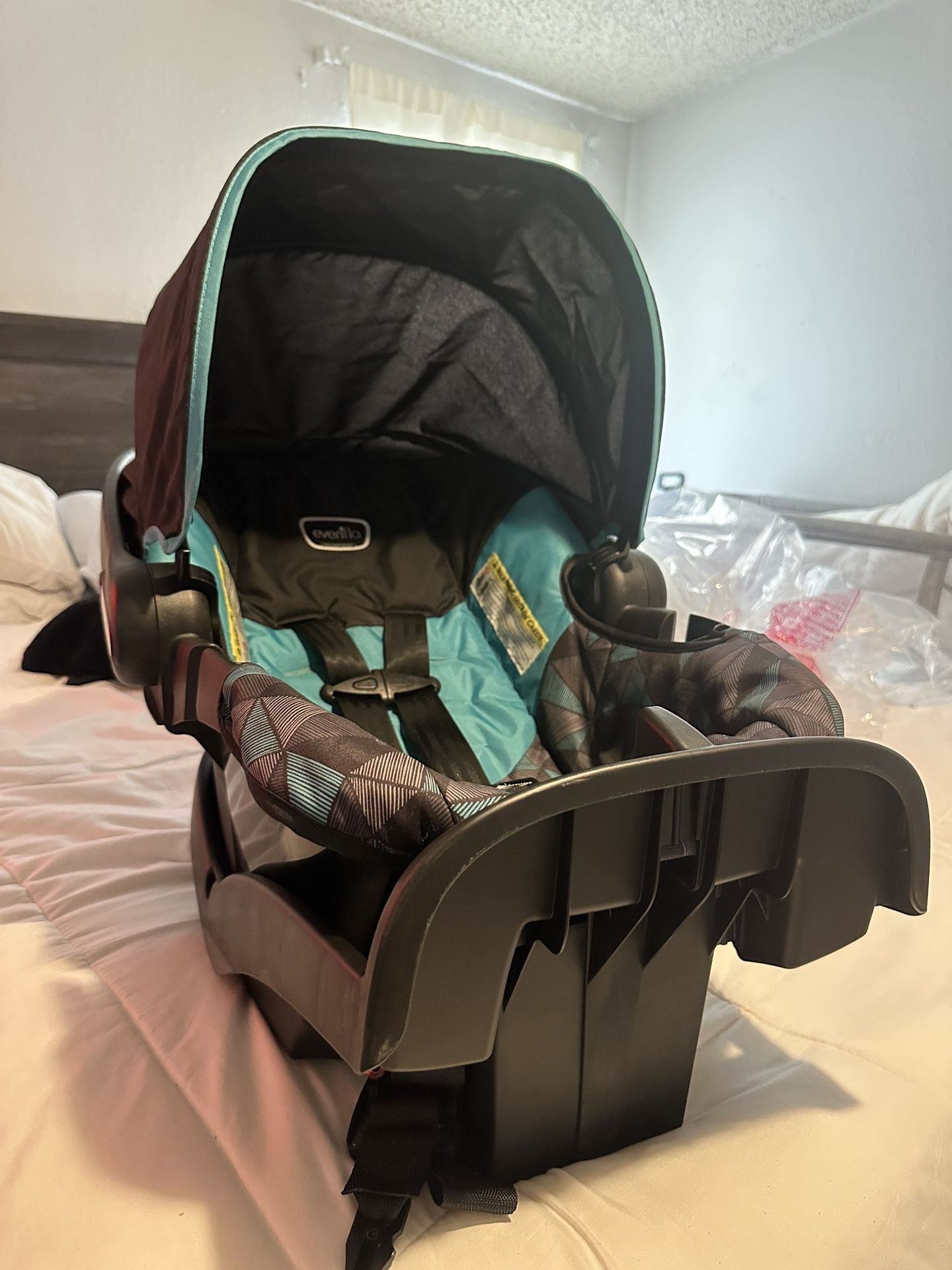 Graco Car seat W Base!