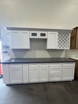 Shaker White Kitchen Cabinets Available