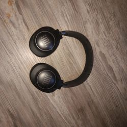 Headhphones