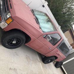 1987 Nissan Pickup