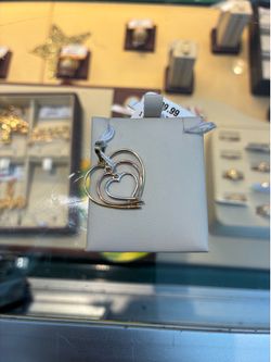 Heart pendant