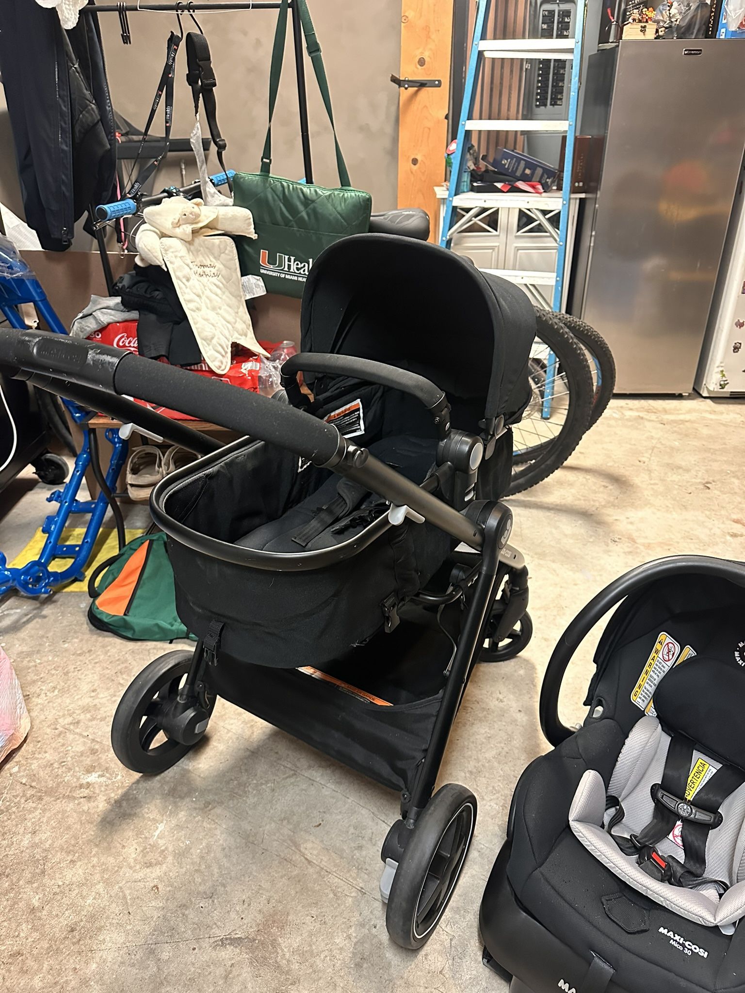 Maxi Cosi Travel System