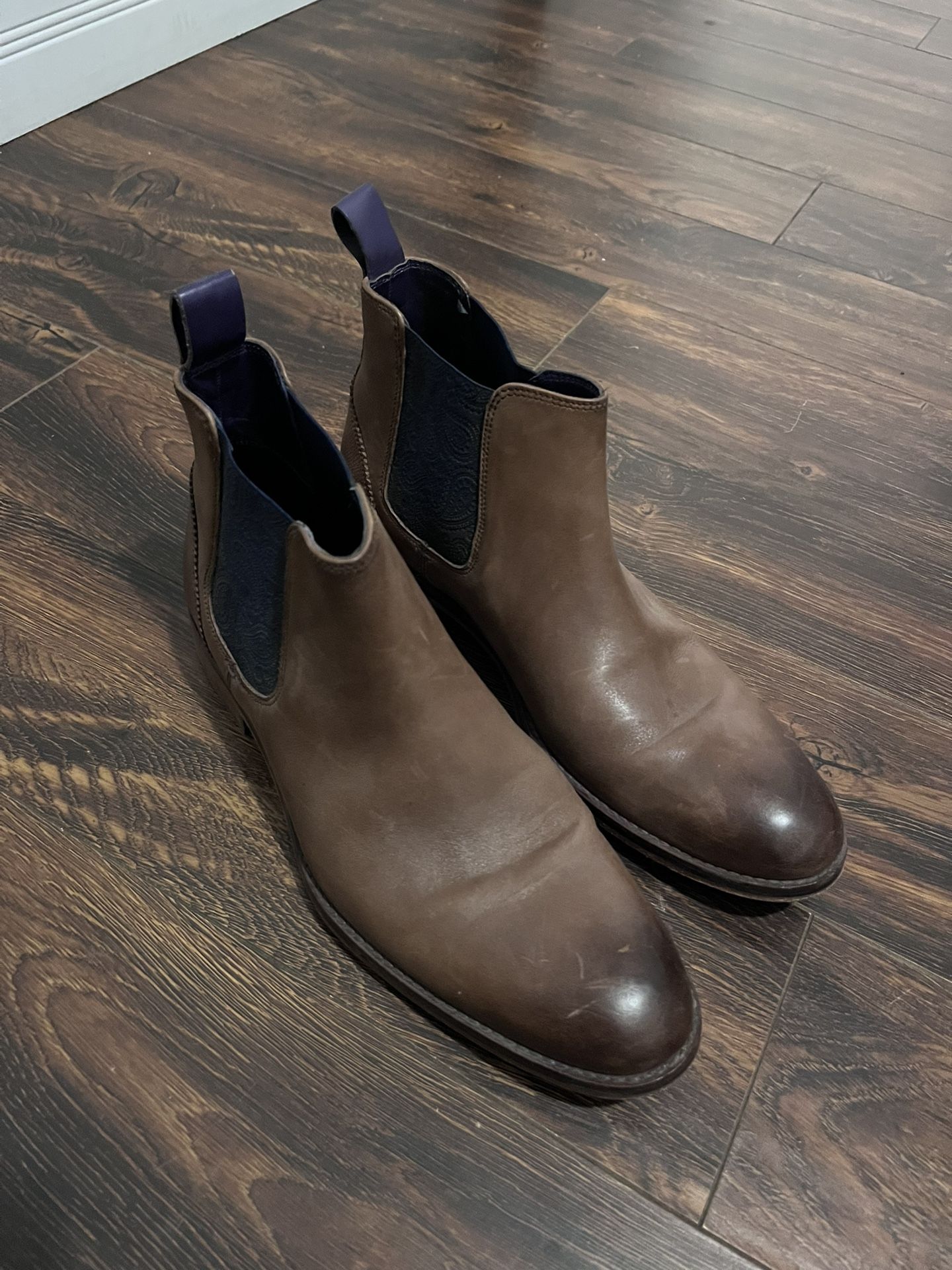 Ted Baker Camroon 4 