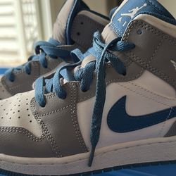 Nike Air Jordan - Y 5.5