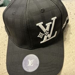 LV SIGNATURE HAT