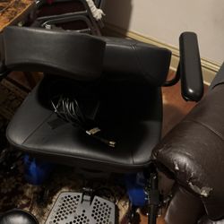 NuMotion Bariatric Electric Wheelchair 