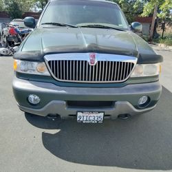 1999 Lincoln Navigator fully maintained Fully Loaded Clean Title
