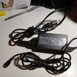 USB C charger New for laptops and tablet.
Only 10 dollars.
Incredible deal.