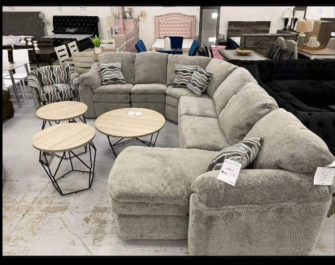 Alexvale Reclining Sectional Beige Seneca Falls ☀️ Delivery