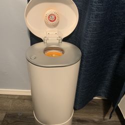 Diaper Pail 