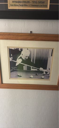 Signed Willie Mosconi 8 x 10 picture framed