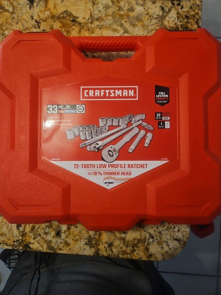 New Craftsman 1/2-In Drive Mechanics Tool Set, 33Pc
