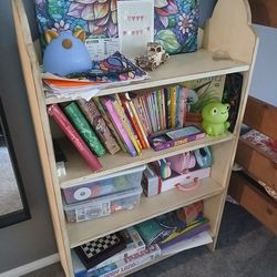 Kids book shelf