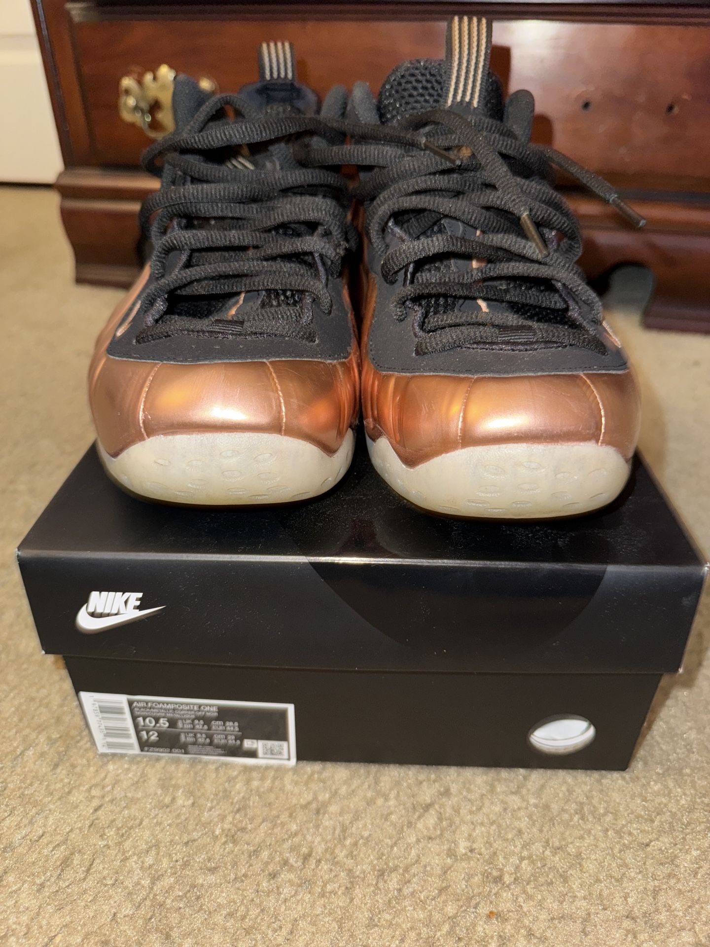 Foamposite Coppers Size 10.5