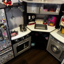 Play Kitchen 