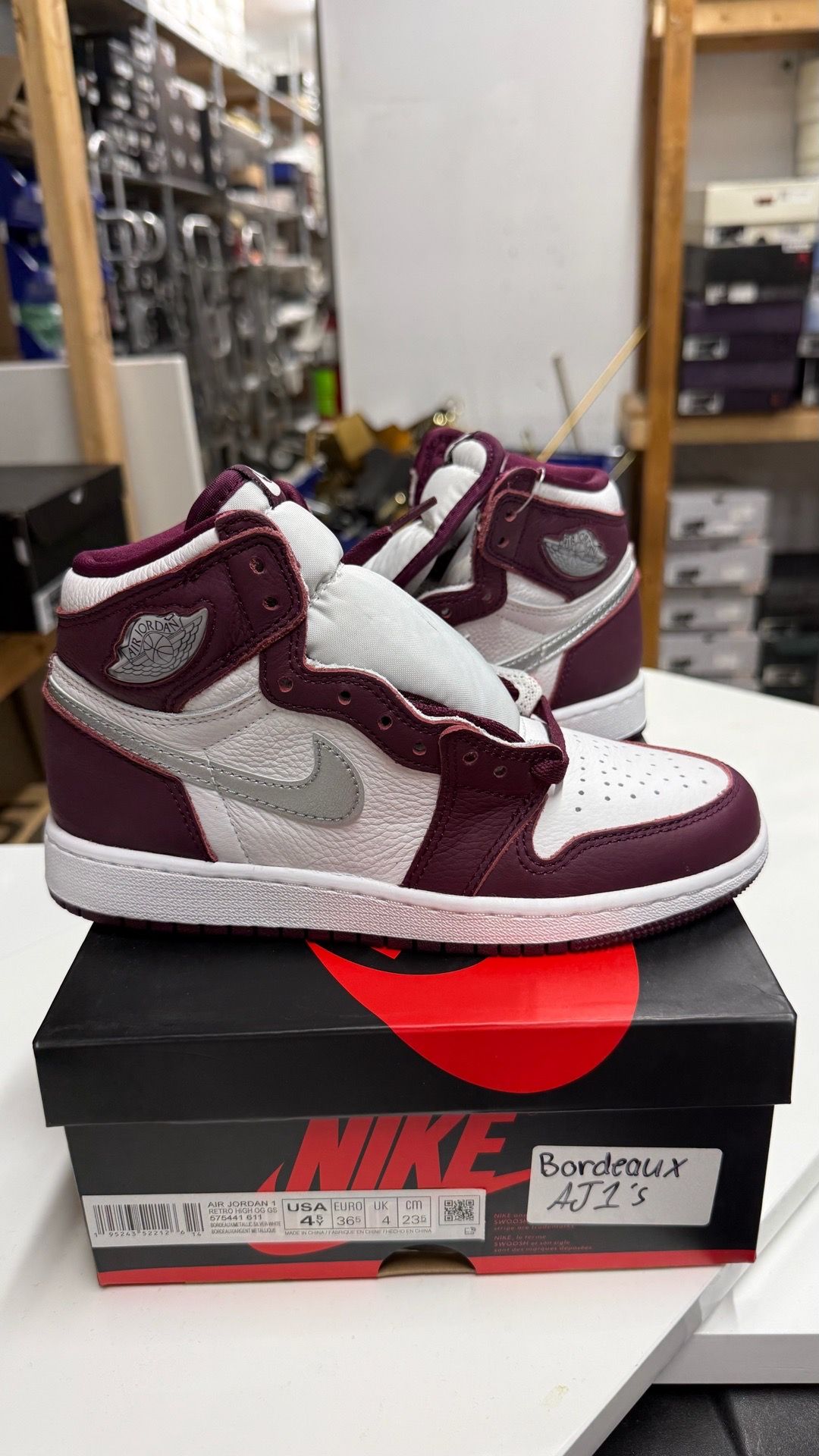 Air Jordan 1 “Bordeaux” Youth