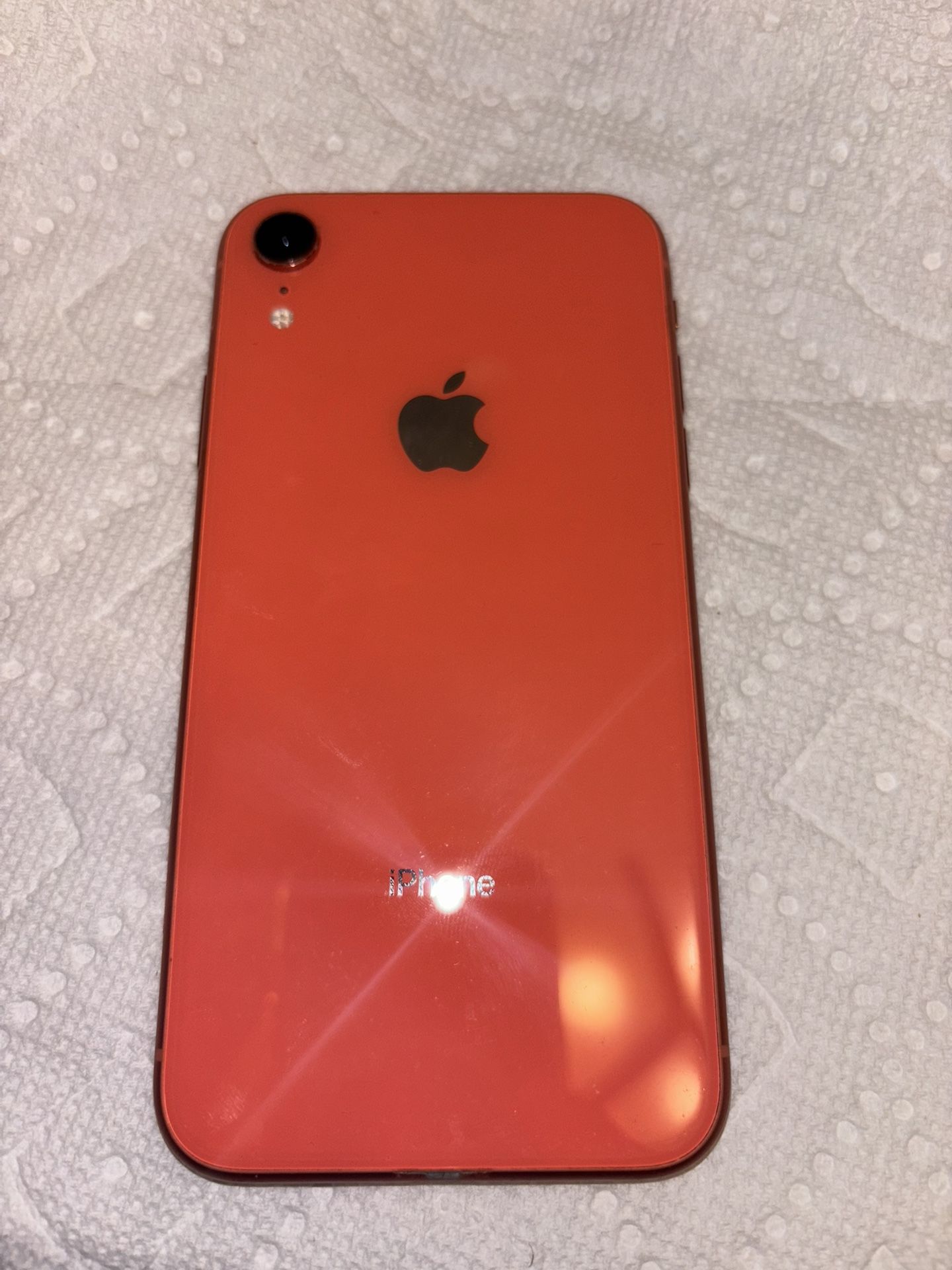 Pink iPhone XR 64 GB Unlocked
