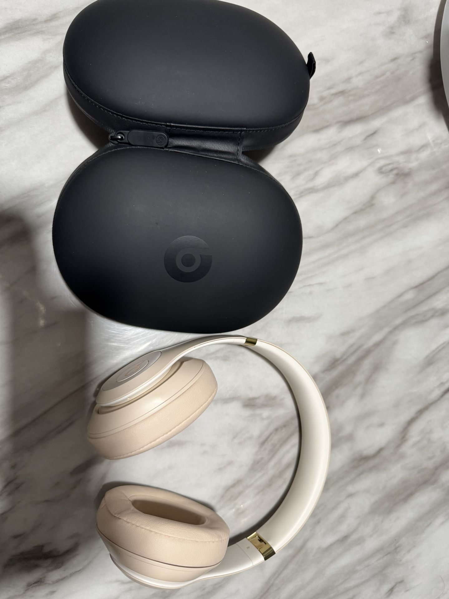 rose gold Beats Studio3 Wireless Headphones