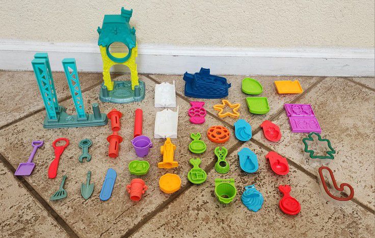 Playdough Tools / Pop It Toys