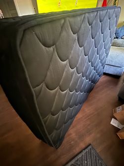Mattress queen