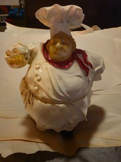 Short round fat chef
