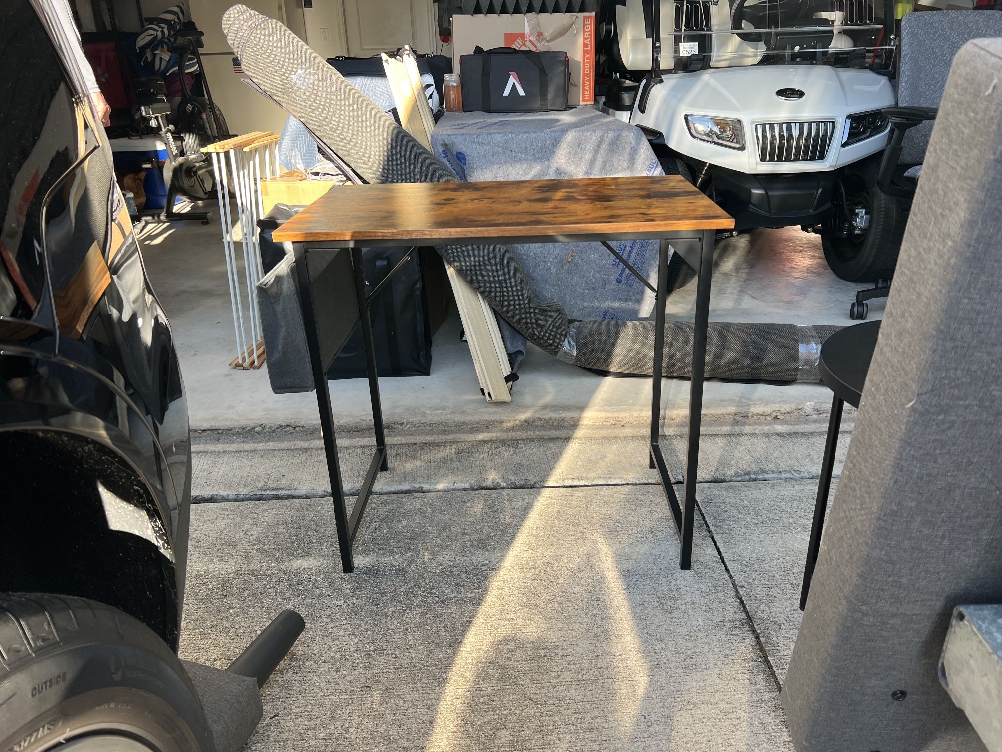 Small Desk With Side pocket