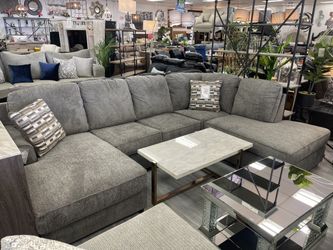 2pc Double Chase Sectional