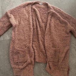 Women’s pink cardigan pull over