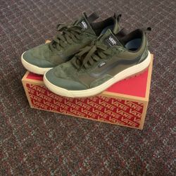 Vans Ultra range MTE 9.5