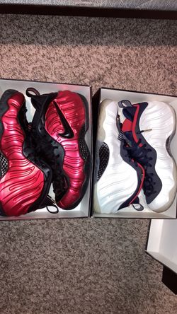 Nike foams with receipt & og box size 12 (read description)