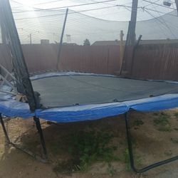 Trampoline 