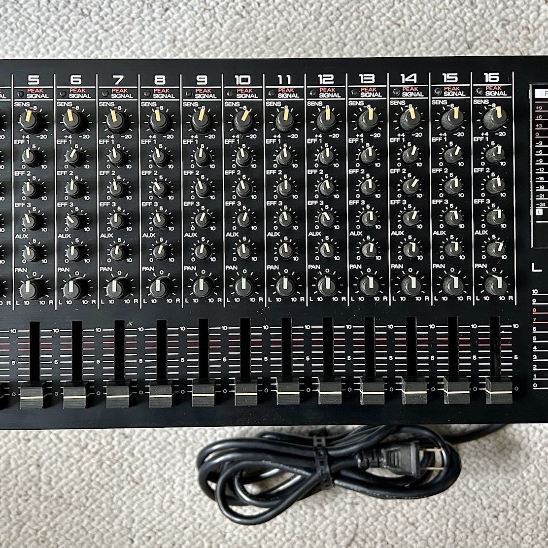 Roland M-160 Vintage Line Mixer for Sale in Westlake Village, CA