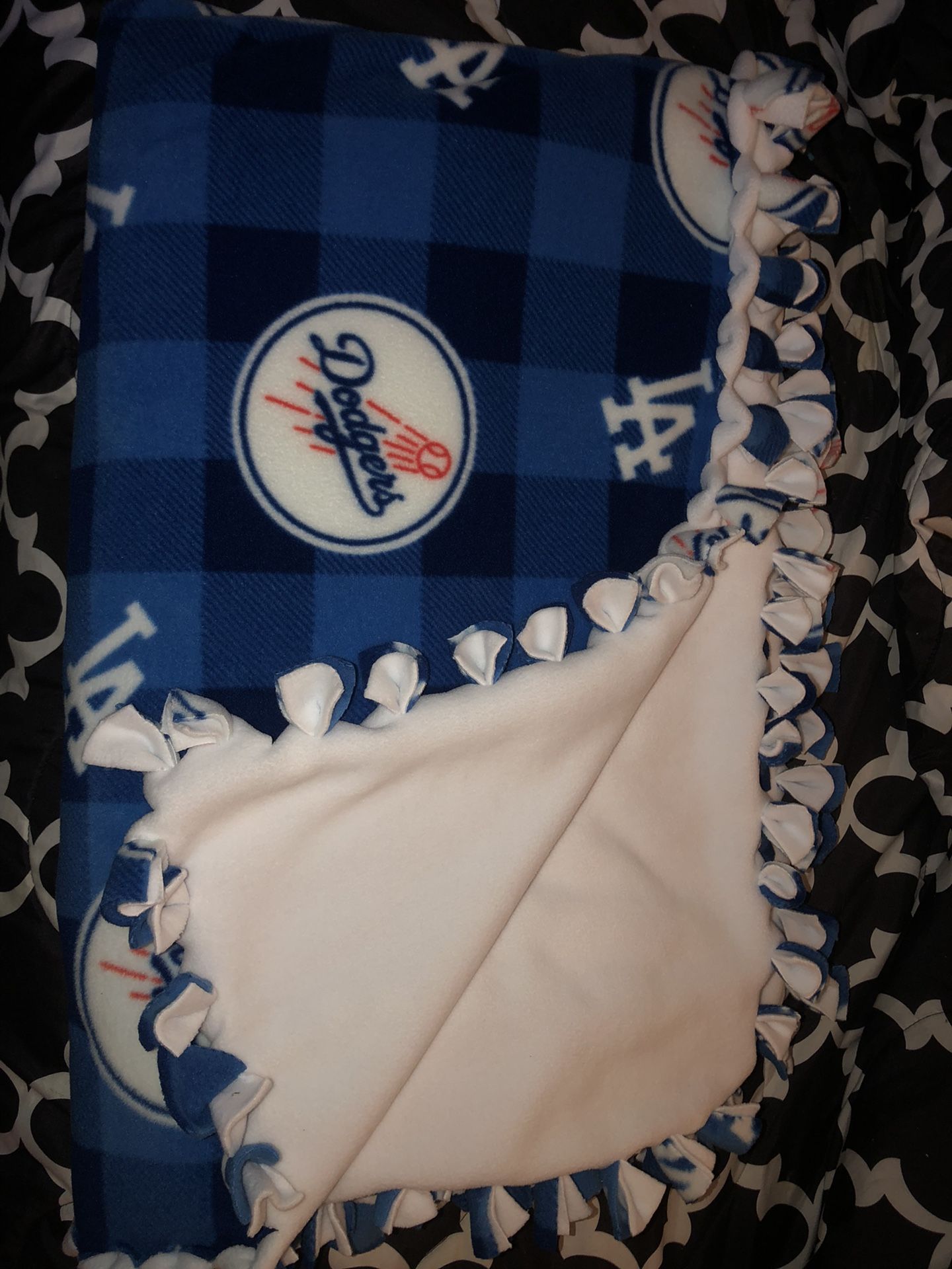 NEW LA DODGERS. Handmade fleece blankets