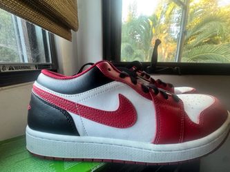 Nike Air Jordan 1 Low Reverse Black Toe Men’s Size 11