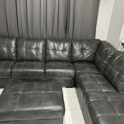 LIKE NEW SECTIONAL WITH OTTOMAN OBO 