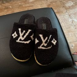 Louis Vuitton Slides 