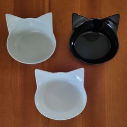 LIKE NEW Pet Cat Dog Food Bowl