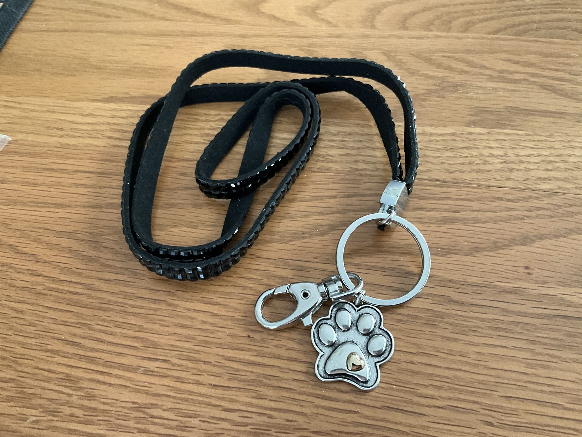 Black Glitter Paw Print Lanyard