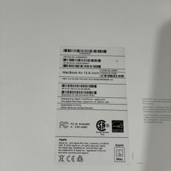 Mac Book Air 13.6
