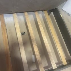 Twin Bed 